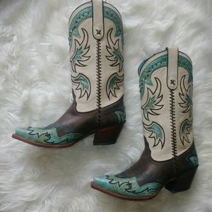Tony Lama cowgirl boots